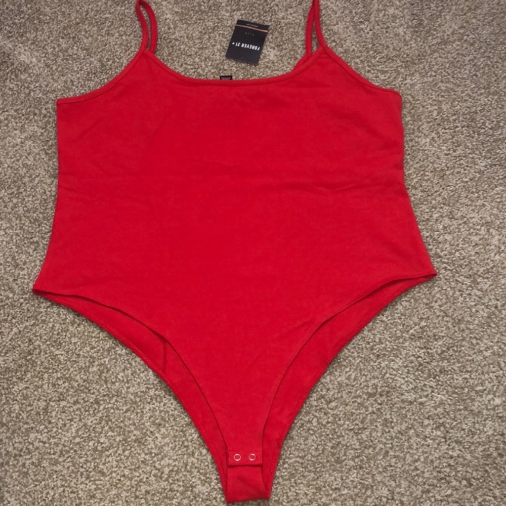 EUC Charolette Russe and forever 21 bodysuit bundle